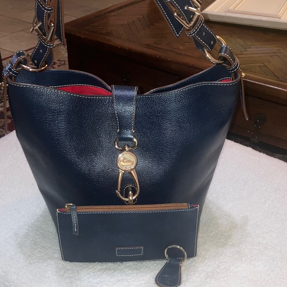 Dooney & Bourke NWOT 3 piece set Navy Blue Pebble Leather hobo Bag key fob/pouch - Picture 15 of 16
